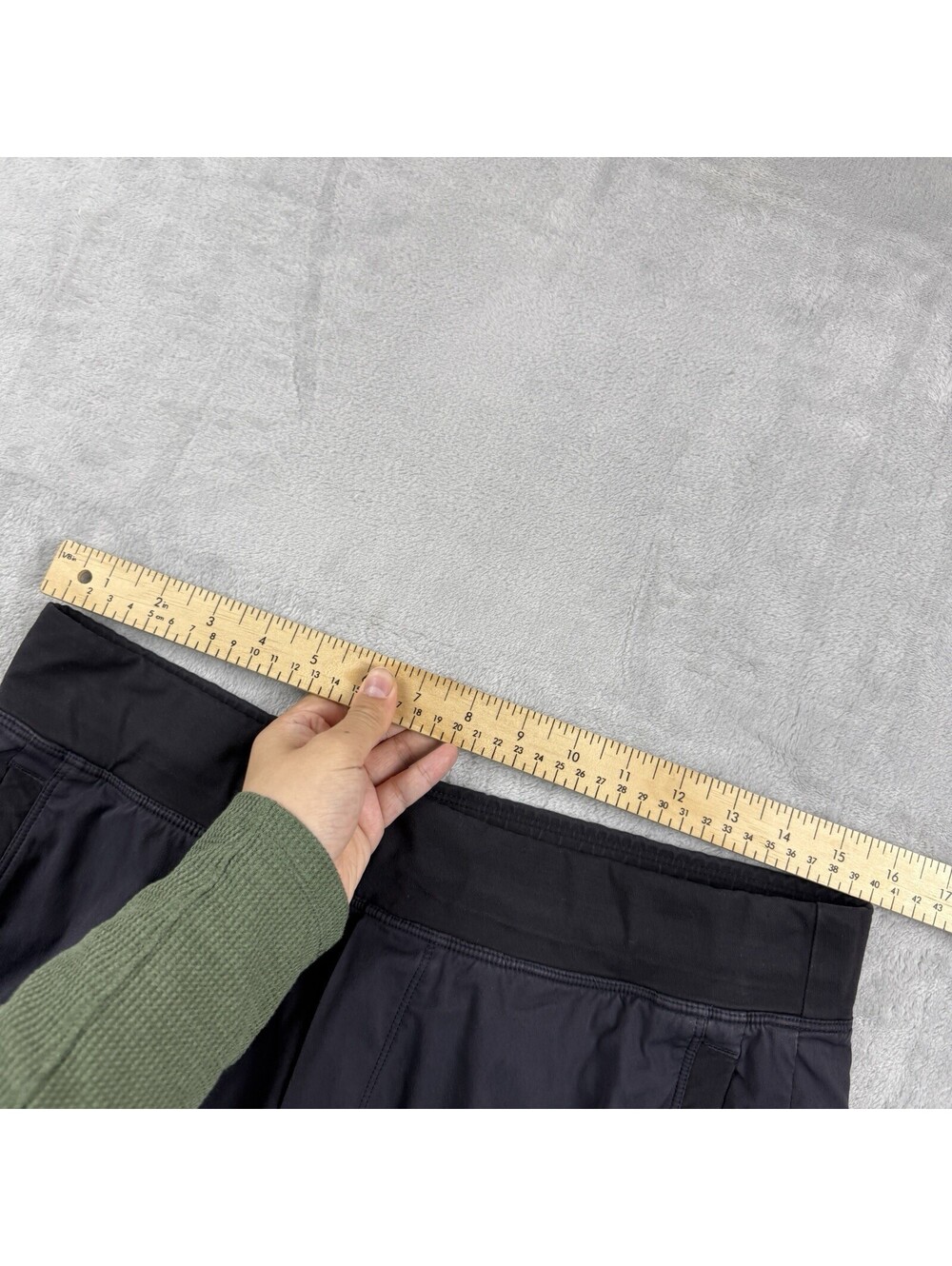 Lululemon Men Black Great Wall Pant Size L Cuffs Cinch Pocket straight Leg RLX - Picture 5 of 11